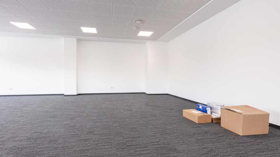 Büro vor dem Einzug
